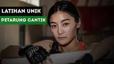 Petarung cantik asal Thailand, Rika Ishige miliki cara berlatih yang menggemaskan.