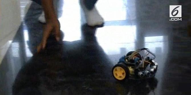 VIDEO: Siswa Purwakarta Ciptakan Robot Antitabrakan