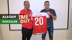 Berita video Time Out kali ini tentang alasan Cristian Gonzales akhirnya berlabuh ke Madura United.
