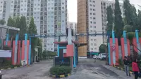 Seorang WNA Nigeria berinisial GO, ditemukan tewas di dalam kamar apartemennya di kawasan Curug, Kabupaten Tangerang. Diduga sebelum tewas, WNA berjenis kelamin pria tersebut, terlibat cekcok dengan kawannya.