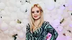 Kate Grant (19) menjadi penyandang Down Syndrome pertama yang memenangkan kontes kecantikan dunia, mengalahkan 40 kontestan lainnya dalam ajang Teen Ultimate Beauty of The World di Portadown. Kini, dirinya didapuk menjadi duta kosmetik ternama dunia, Benefit Cosmetics. (Instagram/@kategrantmodel)