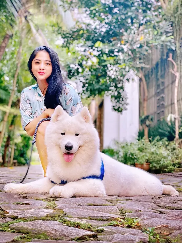 Dewi Perssik. (Foto: Instagram @dewiperssikreal)