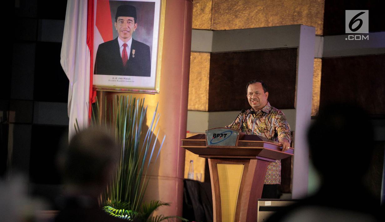 Dirjen Penguatan Inovasi Kemenristekdikti Jumain Appe memberikan sambutan pada acara penghargaan TOP IT & TELCO 2019 di Jakarta, Rabu (27/3). Penghargaan ini diberikan dalam menyikapi tren perkembangan IT dan TELCO dengan melakukan pemutkhiran. (Liputan6.com/Faizal Fanani)