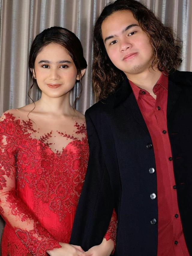 6 Potret Kebersamaan Tissa Biani dan Dul Jaelani saat Kondangan