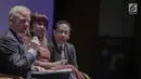 Duta Besar Uni Eropa untuk Indonesia Vincent Guerend memberi keterangan jelang penyelenggaraaan Europe on Screen (EOS) di Goethe-Institut Jakarta, Selasa (2/4). Europe on Screen merupakan salah satu festival film internasional. (Liputan6.com/Faizal Fanani)