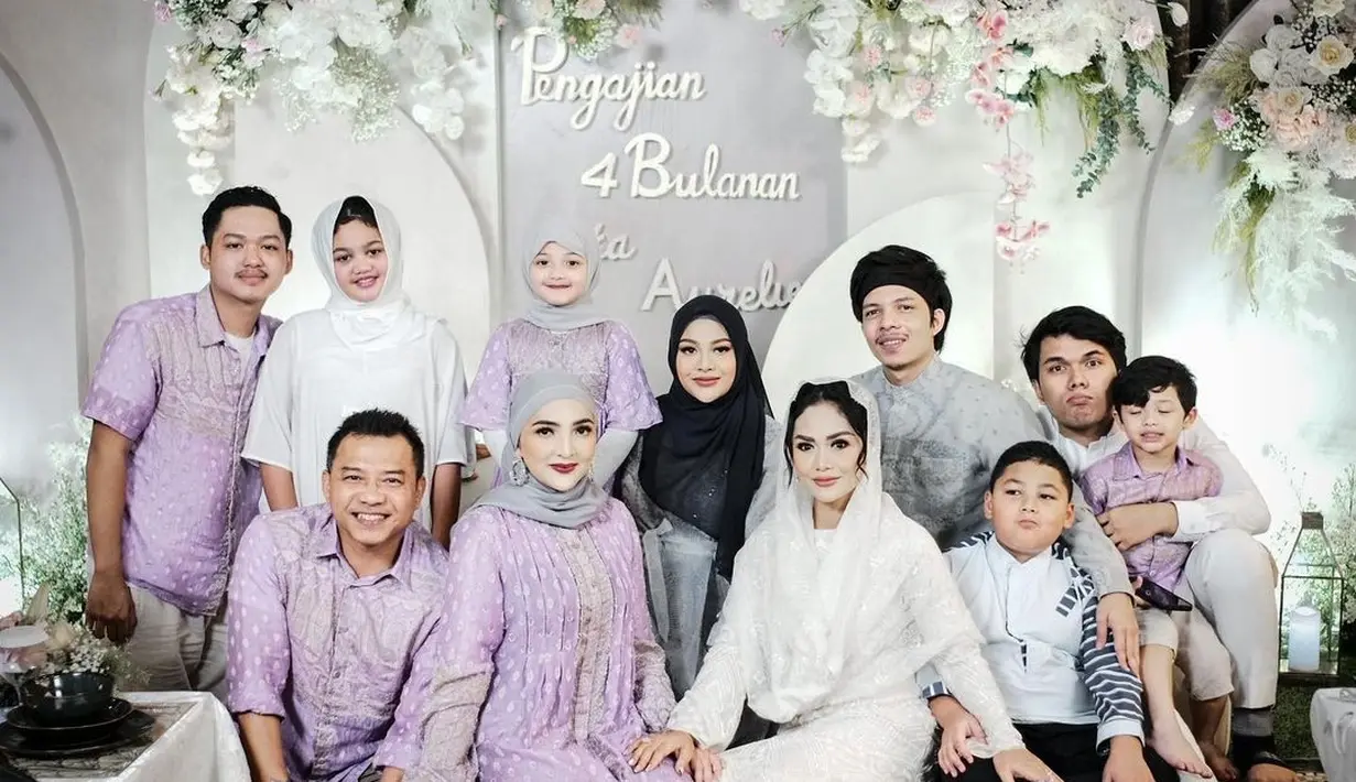 Pengajian 4 Bulanan Aurel Hermansyah (Instagram/attahalilintar)