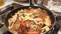 Bihun Korea. (dok. screenshot video Vidio.com @KokikuTV)