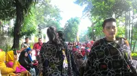 Angkot Jadi Motif Batik Kota Bogor