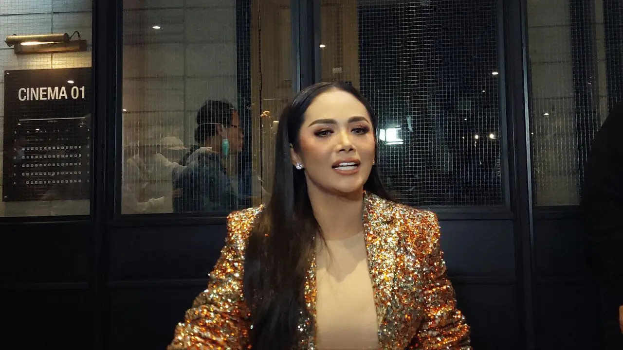 Krisdayanti di FX Sudirman