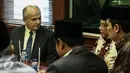 Duta Besar Amerika Serikat untuk Indonesia yang baru Joseph R Donovan saat menemui Ketua PBNU Said Aqil Siradj di Gedung PBNU, Jakarta, Kamis (2/2). (Liputan6.com/Faizal Fanani)