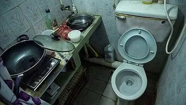 6 Penempatan WC di Tempat Terbuka Ini Tidak Terduga, Nyeleneh