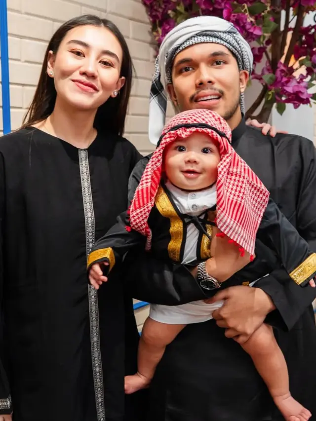 Baby Arash saat bukber. [@thariqhalilintar]