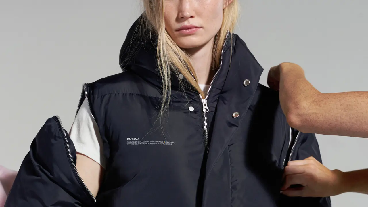 Koleksi jaket puffer FLWRDWN