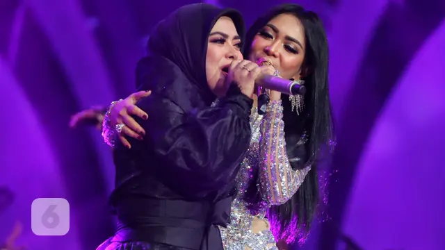 [Bintang] Syahrini dan Aisyahrani