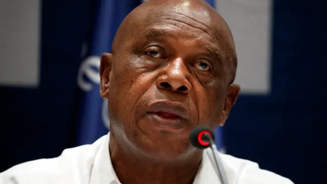 Tokyo Sexwale adalah seorang pengusaha asal Afrika Selatan. Ia juga adalah seorang politisi, aktivis anti apartheid dan mantan tahanan politik (AFP)