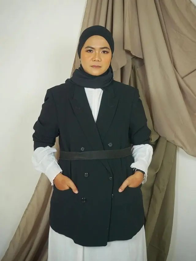 Artis penyanyi Elfa Azha