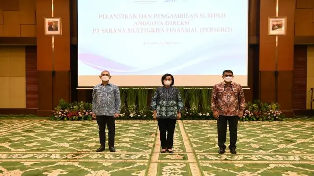 Menteri Keuangan Sri Mulyani lantik direksi baru PT Sarana Multigriya Financial (Persero) atau disebut SMF, Rabu, 27 Juli 2022 (Foto: SMF)