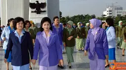Dharma Pertiwi Ziarah di TMP Kalibata