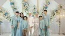 Beberapa hari setelah resmi menjadi istri aktor sekaligus Wakil Bupati Bandung, Dine menceritakan beberapa kendala sebelum akad nikah dimulai. [Instagram/dine.pearl]