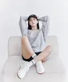 Athleisure sendiri merupakan tren fashion yang memadukan pakaian olahraga dan fashion sehari-hari. [@sooyaaa__].