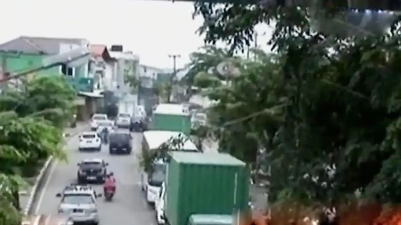 VIDEO: Jembatan Cisomang Diperbaiki, Arah Bandung Mengular 10 Km