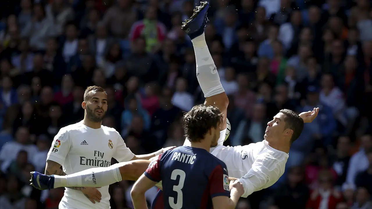 Madrid Pesta Gol ke Gawang Eibar
