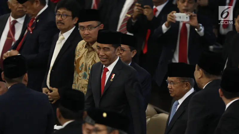 Jokowi Bersama Menteri Kabinet Kerja Hadiri Pelantikan Anggota DPR, MPR, dan DPD