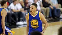 Stephen Curry, meluapkan kegembiraan setelah memimpin Golden State Warriors mengalahkan Portland Trail Blazers pada gim keempat semifinal Wilayah Barat NBA 2016 di Moda Center, Portland, 10 Mei 2016. (Bola.com/Twitter/ESPN)