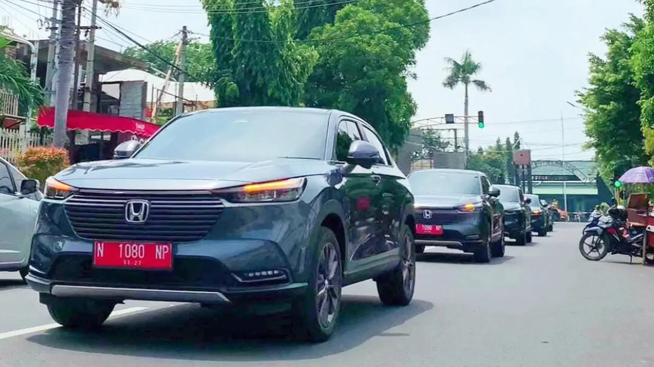 Mobil Dinas Baru untuk pejabat eslon II Pemkab Probolinggo (Istimewa)