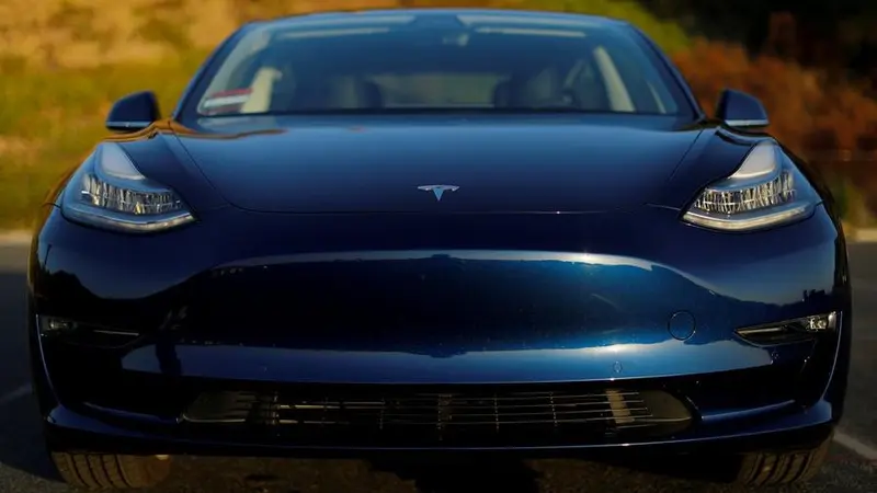 Ribuan Mobil Listrik Tesla Dikirim ke Cina