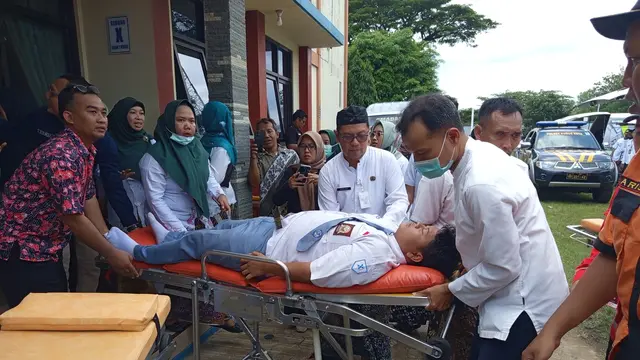 Keracunan di SMA 2 Kudus