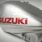 Suzuki resmi memproduksi lagi tangki motor Katana