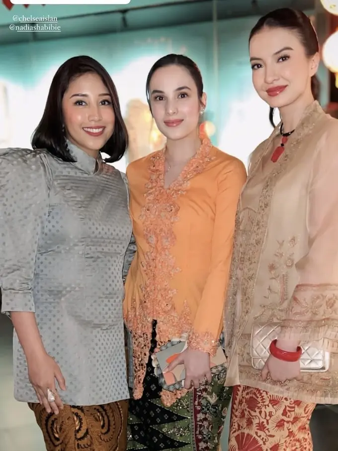 Gaya Ibu Pejabat dan Publik Figur Kenakan Kebaya Mencuri Perhatian saat Pameran Tionghoa