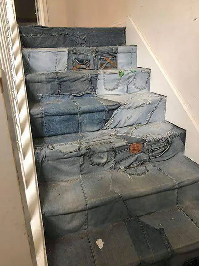 Desain nyeleneh tangga