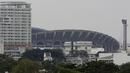 Suasana tampak luar dari Stadion Rajamangala, Bangkok, Jumat (16/11). Stadion dengan kapasitas 49.722 kursi itu akan menggelar laga Piala AFF 2018 antara Thailand melawan Timnas Indonesia. (Bola.com/M. Iqbal Ichsan)