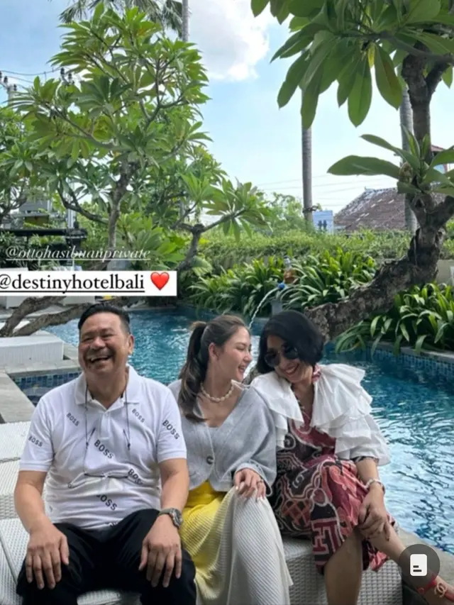 Jessica Mila dan Mertua