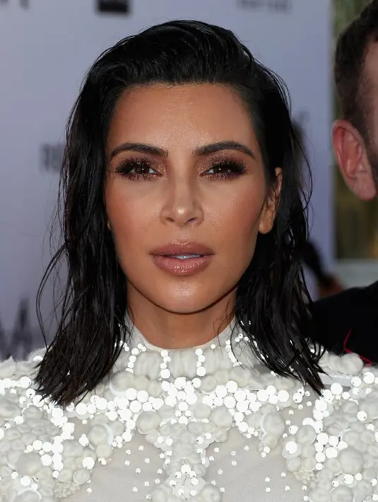 Ace Showbiz pun melaporkan, di acara ‘Keeping Up with the Kardashian’ pada minggu lalu, Kim kabarnya membuka suara perihal alasannya tak ingin hamil lagi. Terlebih dengan perampokan yang menimpanya di Paris. (AFP/Bintang.com)