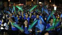 Nonton bareng Chelsea vs Arsenal di Hotel Amaroossa Grande, Bekasi. Sabtu (19/9/2015), yang dihadiri 1500 orang. (Bola.com/Arief Bagus)