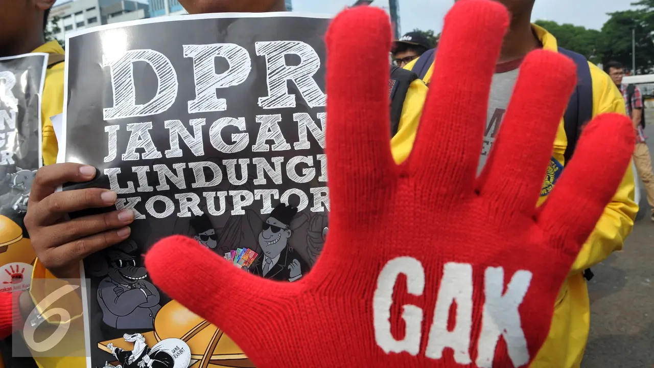 20151211-Demonstrasi-Tuntut-Setya-Novanto-Turun-JT