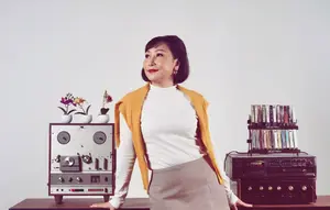 Vitalia Rilis Single Kamu Sedikit Gila, Kisah Cinta dengan Nostalgia Era 70-an