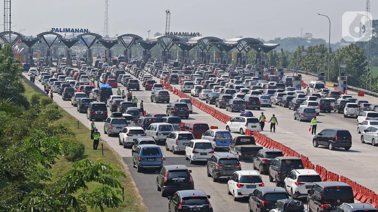 Kepadatan Ruas Tol Cipali: