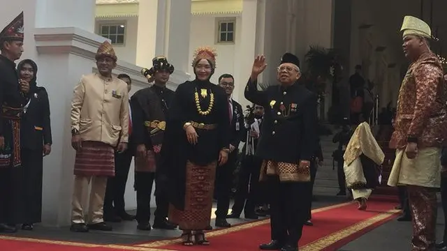 Penampilan Jokowi, Ma'ruf Amin dan Agus Yudhoyono Sebelum Upacara