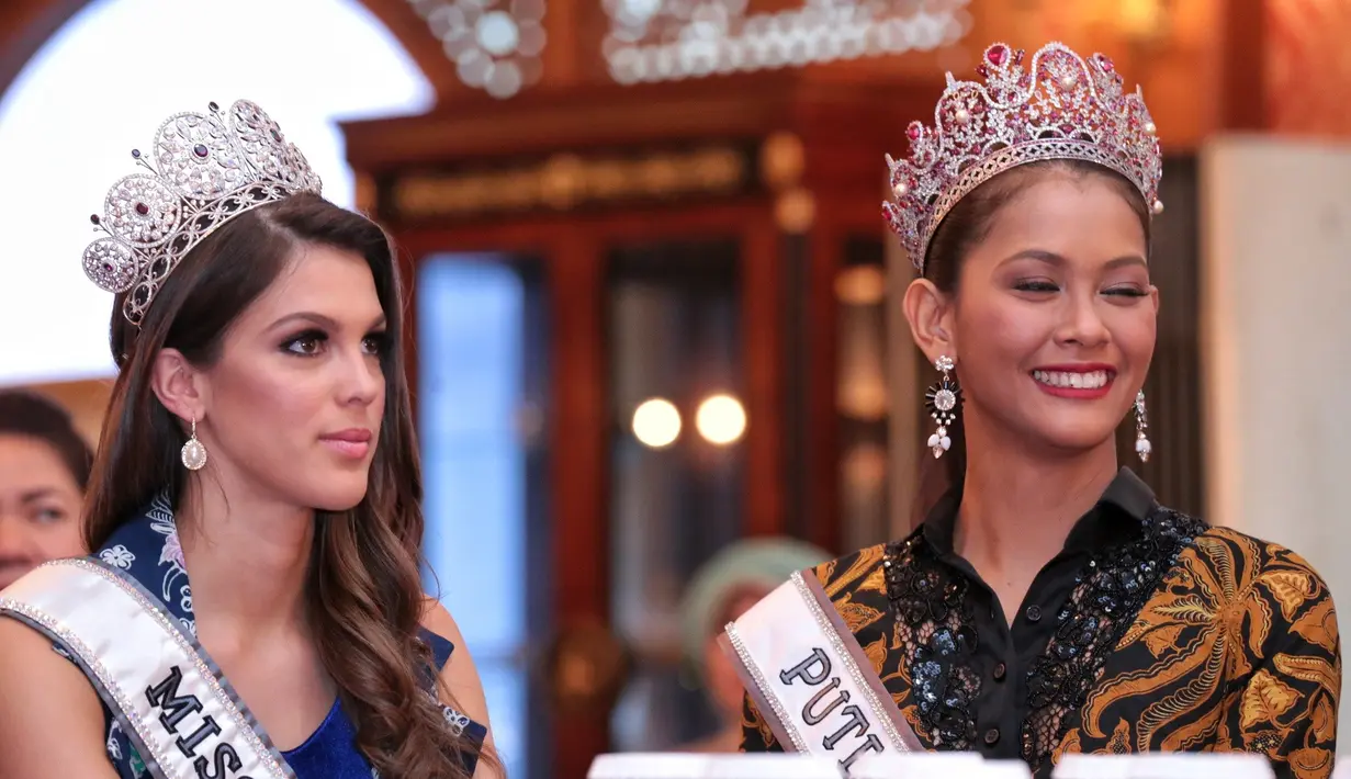 Iris Mittenaere Miss Universe 2016 memiliki banyak kesan selama beberapa hari di Indonesia. Gadis asal Prancis itu sangat berkesan dengan kulines khas Indonesia. (Adrian Putra/Bintang.com)