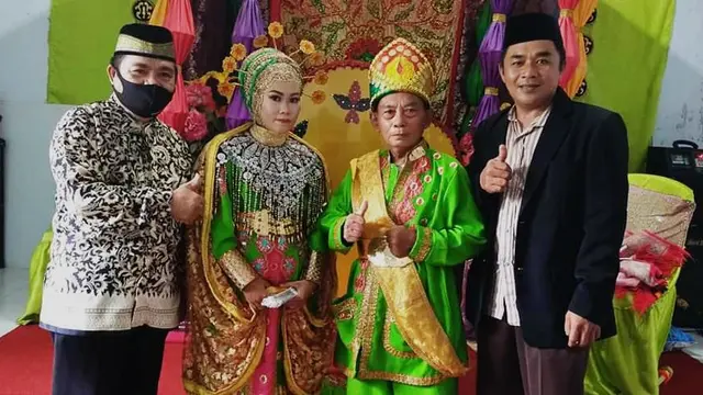 Heboh kakek 68 Tahun menikahi gadis berusia 26 tahun di Gorontalo. (Foto: Liputan6.com/Medsos)