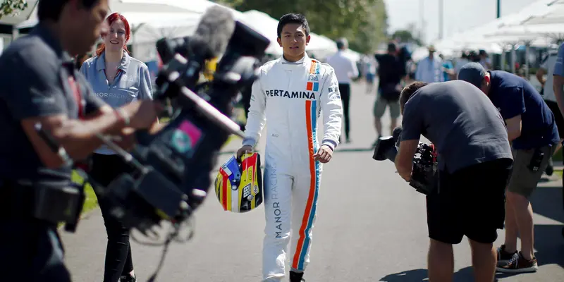 20160317-Lihat Persiapan Rio Haryanto Jelang GP Australia