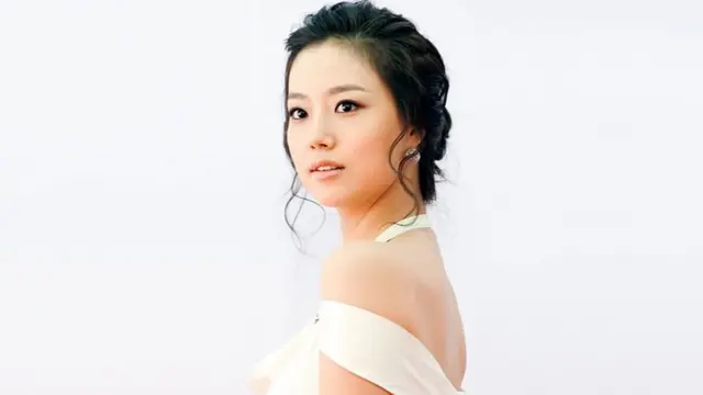Moon Chae Won