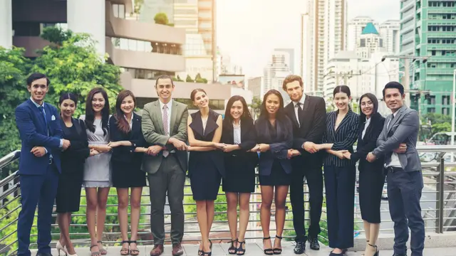 10 Pekerjaan Masa Depan yang Tidak Bisa Digantikan AI dan Tetap Dibutuhkan