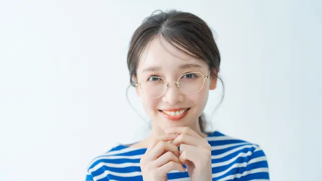 polos kaca mata cantik