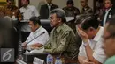 Suasana konferensi pers usai MoU antara Kantor Staf Presiden dan BPKP, Jakarta, Jumat (10/7/2015). MoU ini menjadi landasan pengawasan serta pengendalian 100 program prioritas Presiden Jokowi. (Liputan6.com/Faizal Fanani)