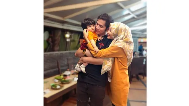 6 Momen Romantis Ricky Perdana dan Chaca Thakya, Hamil Setelah 3,5 Tahun Menikah